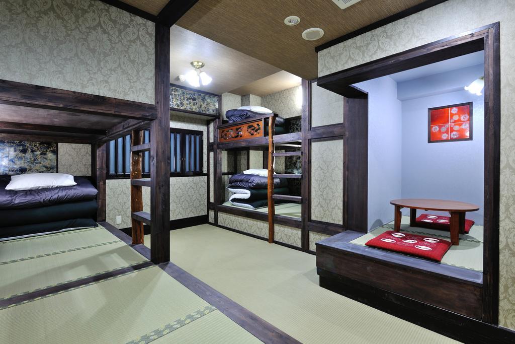 Khaosan World Asakusa Ryokan Токио Номер фото